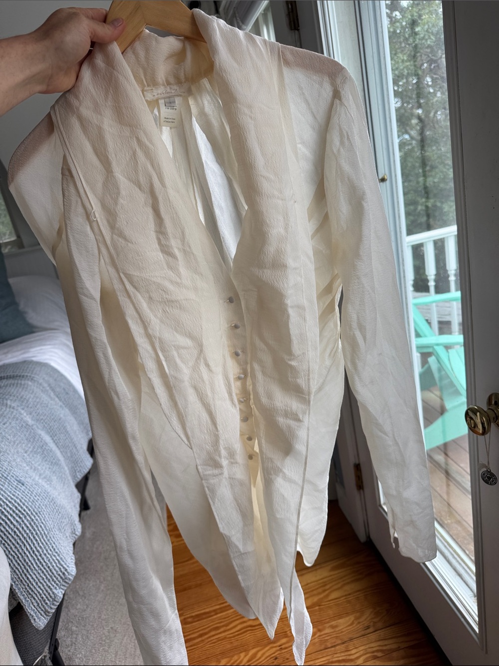 Women’s Cream Button-Front Dress Shirt